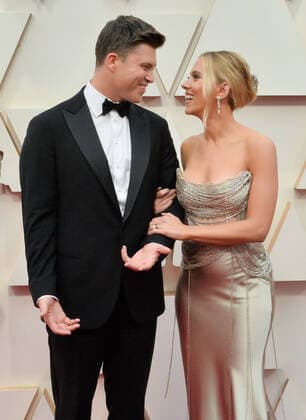 Colin Jost and Scarlett Johansson arrive for the 92nd annual Academy Awards at the Dolby Theatre in the Hollywood section of Los Angeles on Sunday, February 9, 2020.  LAP20200209272 JIMxRUYMEN