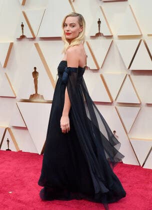 Margot Robbie arrives for the 92nd annual Academy Awards at the Dolby Theatre in the Hollywood section of Los Angeles on Sunday, February 9, 2020.  LAP20200209312 JIMxRUYMEN