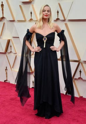 Margot Robbie arrives for the 92nd annual Academy Awards at the Dolby Theatre in the Hollywood section of Los Angeles on Sunday, February 9, 2020.  LAP20200209313 JIMxRUYMEN