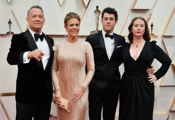 (L-R) Tom Hanks, Rita Wilson, Truman Theodore Hanks and Elizabeth Hanks arrive for the 92nd annual Academy Awards at the Dolby Theatre in the Hollywood section of Los Angeles on Sunday, February 9, 2020.  LAP20200209320 JIMxRUYMEN