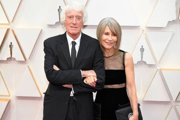 February 9, 2020, Los Angeles, California, USA: ROGER DEAKINS AND ISABELLA JAMES PUREFOY ELLIS during red carpet arrivals for the 92nd Academy Awards, presented by the Academy of Motion Picture Arts and Sciences (AMPAS), at the Dolby Theatre in Hollywood. Los Angeles USA - ZUMAz03_ 20200209_zbp_z03_087 Copyright: xKevinxSullivanx
