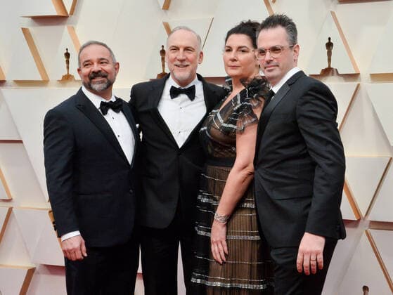 Bob Shaw (2nd L) and Regina Graves (2nd R) arrive for the 92nd annual Academy Awards at the Dolby Theatre in the Hollywood section of Los Angeles on Sunday, February 9, 2020.  LAP20200209573 JIMxRUYMEN