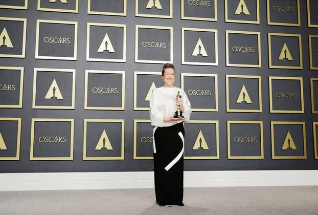 Jacqueline Durran poses in the press room with the Oscar for Best Costume Design for the film Little Women during the 92nd Annual Academy Awards ceremony, at the Dolby Theater in Hollywood, California, US, 09 February 2020. EFE Armando Arorizo 92nd Annual Academy Awards ceremony in Hollywood !ACHTUNG: NUR REDAKTIONELLE NUTZUNG!  Copyright: xArmandoxArorizox AME848 20200210-637169042169888719