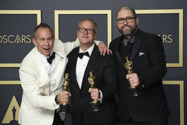 February 9, 2020, Hollywood, California, USA: Filmmakers Jonas Rivera, Mark Nielsen and Josh Cooley, winners of the Animated Feature Film award for ?Toy Story 4,? pose in the press room of the 92nd Academy Awards on Sunday February 9, 2020 at the Dolby Theater in Hollywood, California. BURT HARRIS BNS PI Hollywood USA - ZUMAp124 20200209_zaa_p124_087 Copyright: xBurtxHarrisx