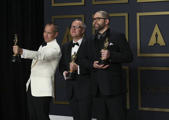 February 9, 2020, Hollywood, California, USA: Filmmakers Jonas Rivera, Mark Nielsen and Josh Cooley, winners of the Animated Feature Film award for ?Toy Story 4,? pose in the press room of the 92nd Academy Awards on Sunday February 9, 2020 at the Dolby Theater in Hollywood, California. BURT HARRIS BNS PI Hollywood USA - ZUMAp124 20200209_zaa_p124_089 Copyright: xBurtxHarrisx