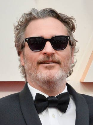 Joaquin Phoenix arrives for the 92nd annual Academy Awards at the Dolby Theatre in the Hollywood section of Los Angeles on Sunday, February 9, 2020.  LAP20200209637 JIMxRUYMEN