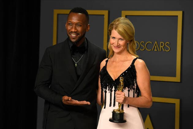February 9, 2020, Los Angeles, California, USA: MAHERSHALA ALI and LAURA DERN in the Press Room during the 92nd Academy Awards, presented by the Academy of Motion Picture Arts and Sciences (AMPAS), at the Dolby Theatre in Hollywood. Los Angeles USA - ZUMAz03_ 20200209_zbp_z03_412 Copyright: xKevinxSullivanx