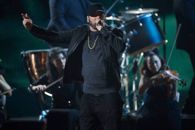 2020 Bilder des Jahres, Entertainment 02 Februar Entertainment Themen der Woche KW06 Entertainment Bilder des Tages Eminem performs during the live ABC telecast of the 92nd OscarsÂ® at the DolbyÂ® Theatre in Hollywood, CA on Sunday, February 9th, 2020. Los Angeles CA USA  Copyright: xBlainexOhigashix 33967984PLX