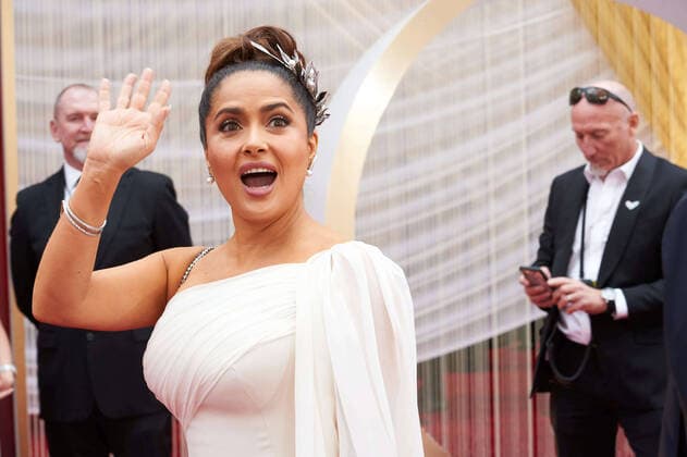 Salma Hayek arrives on the red carpet of The 92nd OscarsÂ® at the DolbyÂ® Theatre in Hollywood, CA on Sunday, February 9, 2020. Los Angeles CA USA  Copyright: xValeriexDurantx 33967600PLX