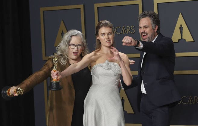 February 9, 2020, Hollywood, California, USA: US filmmaker Carol Dysinger (R) and director Elena Andreicheva (L) pose in the press room with the Oscar for Best Short Subject Documentary for Learning to Skateboard in a Warzone (If You re a Girl) pose in the press room of the 92nd Academy Awards on Sunday February 9, 2020 at the Dolby Theater in Hollywood, California. BURT HARRIS BNS PI Hollywood USA - ZUMAp124 20200209_zaa_p124_151 Copyright: xBurtxHarrisx