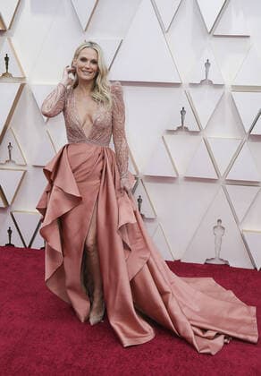 February 9, 2020, Hollywood, California, USA: Molly Sims on the red carpet of the 92nd Academy Awards on Sunday February 9, 2020 at the Dolby Theater in Hollywood, California. PRENSA INTERNACIONAL Hollywood USA - ZUMAp124 20200209_zaa_p124_196 Copyright: xPrensaxInternacionalx