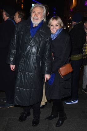 February 11, 2020, London, United Kingdom: Leigh Lawson and Twiggy at the Musik Press Night at Leicester Square Theatre London United Kingdom - ZUMAs197 20200211_zaa_s197_142 Copyright: xKeithxMayhewx