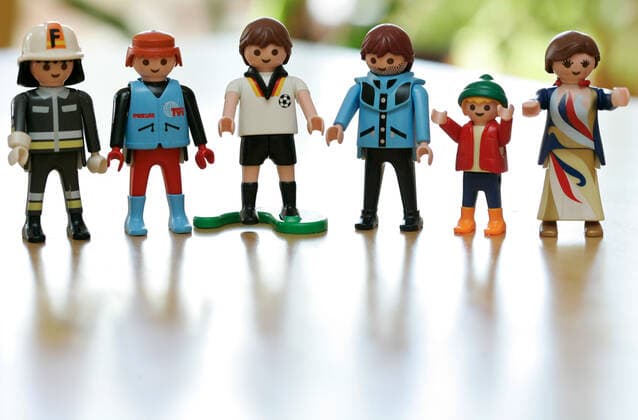 Spielfiguren des deutschen Spielwarenherstellers Playmobil, aufgenommen in Muenchen, Bayern, am 7. Februar 2008. *** Toy figures of the German toy manufacturer Playmobil, taken in Munich, Bavaria, on 7 February 2008
