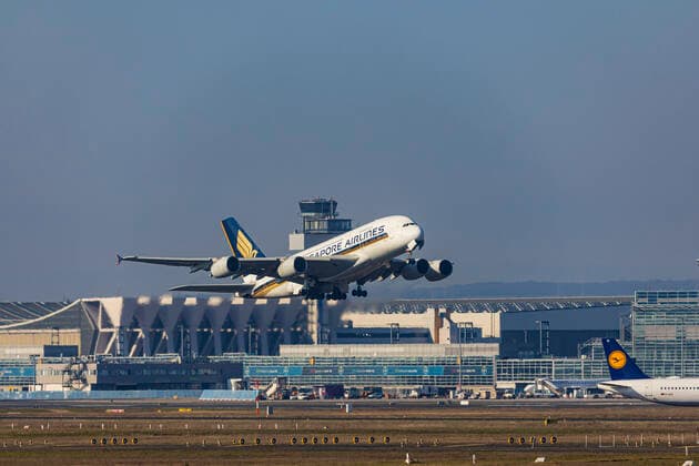 DEU, Germany, Hessen, Frankfurt am Main, 07 02 2020 Airport Fraport, EDDF, FRA, Frankfurt Airport, Rhein Main Airport Aircraft at take off, climb registration 9V SKF, SINGAPORE AIRLINES, AIRBUS A380 841