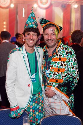 Thorsten Schorn mit Lebensgefährte bei der Aufzeichnung der ARD-Fernsehsitzung im Gürzenich. Köln, 12.02.2020 *** Thorsten Schorn with his partner during the recording of the ARD television session in the Gürzenich Cologne, 12 02 2020 Foto:xC.xHardtx xFuturexImage