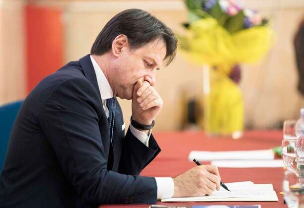 Italien, Giuseppe Conte präsentiert Investitionsprogramm Piano Sud 2030 in Gioia Tauro foto Ipp Gioia Tauro 14 02 2020 Gioia Tauro per la presentazione del Piano Sus 2030 nella foto: il Premier Conte giuseppe Italy Photo Press - World Copyright  0