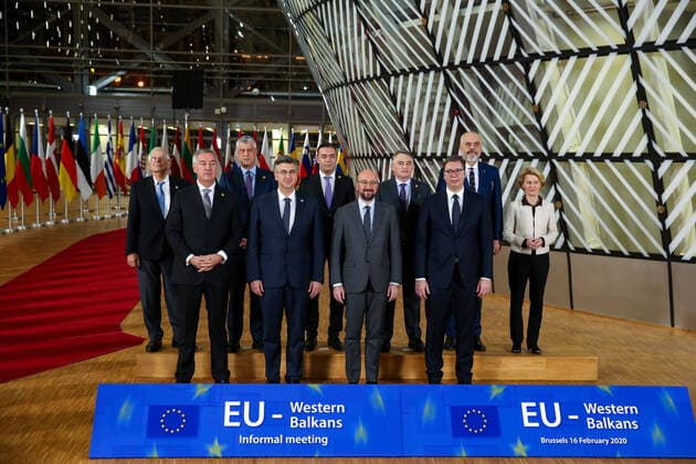 2020 Bilder des Jahres, News 02 Februar News Themen der Woche KW07 News Bilder des Tages (200217) -- BRUSSELS, Feb. 17, 2020 -- Leaders pose for a group photo before the the EU-Western Balkans informal meeting at EU headquarters in Brussels, Belgium, Feb. 16, 2020. ) BELGIUM-BRUSSELS-EU-WESTERN BALKANS-INFORMAL MEETING ZhangxCheng 