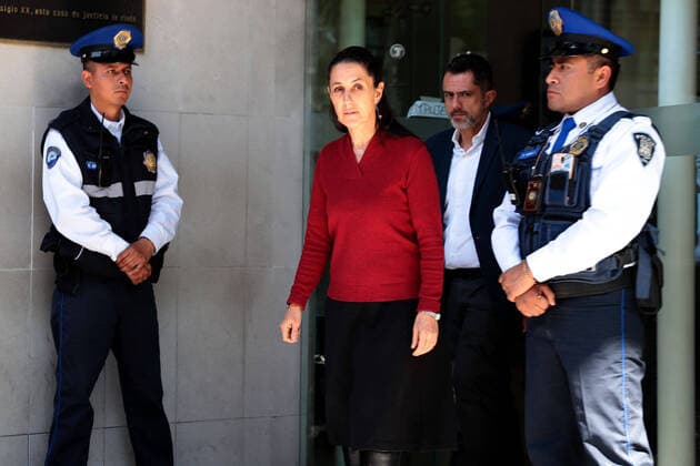 February 17, 2020 EUM20200217SOC17 JPG MEXICO CITY, Feminicide Feminicidio CDMX The head of the Government of Mexico City, Claudia Sheinbaum, went to the Institute of Forensic Sciences to talk with the family of the minor of seven years old Fatima, whose identity was confirmed on February 17, 2020 after her body was located with signs of violence in a property south of the capital Photo Ag  - ZUMAu78_ 20200217_zaf_u78_025 Copyright: xJuanxBoitesx