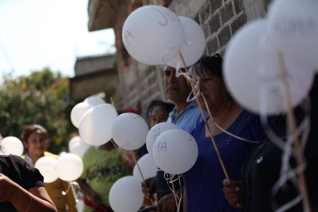 Family and friends of the family of the girl Fatima Aldriguett attend her funeral, in the Tulyehualco neighborhood of Mexico City, Mexico, 18 February 2020. The body of Fatima Cecilia Aldriguett was found this weekend in a plastic bag without organs and with signs of torture in the Tlahuac city hall, in the south of the Mexican capital, near Santiago Tulyehualco, where she lived with her family. The murder and torture of Fatima, seven, triggered outrage and pressure on a government unable to stop the crisis of violence in a country with about 90 homicides a day, ten of them feminicides. Funeral of the girl Fatima Aldriguett at her home south of Mexico City !ACHTUNG: NUR REDAKTIONELLE NUTZUNG!  Copyright: xSashenkaxGutierrezx AME4128 20200218-637176618046986310