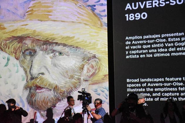 Van Gogh Alive The Experience Exhibition in Mexico MEXICO CITY, MEXICO - FEBRUARY 18: People attends at Van Gogh Alive The Experience virtual exhibition multisensory experience created by Grande Exhibitions with Sensory 4 technology, made for Mexico by Must Wanted Group. After presenting successfully in more than 60 cities around the world, Van Gogh Alive is exhibited in Mexico with the assembly of the immersive gallery in which this unique multimedia show is developed with more than 50 high definition projectors . at Monumento a la Madre on February 18, 2020 in Mexico City, Mexicoo Copyright: xIlianaxSuarezx EYE_4848