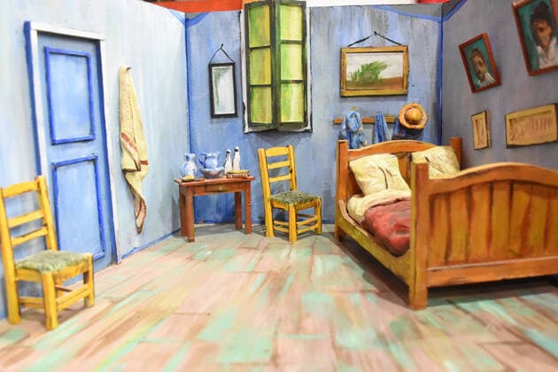 Van Gogh Alive The Experience Exhibition in Mexico MEXICO CITY, MEXICO - FEBRUARY 18: People attends at Van Gogh Alive The Experience virtual exhibition multisensory experience created by Grande Exhibitions with Sensory 4 technology, made for Mexico by Must Wanted Group. After presenting successfully in more than 60 cities around the world, Van Gogh Alive is exhibited in Mexico with the assembly of the immersive gallery in which this unique multimedia show is developed with more than 50 high definition projectors . at Monumento a la Madre on February 18, 2020 in Mexico City, Mexicoo Copyright: xIlianaxSuarezx EYE_4879