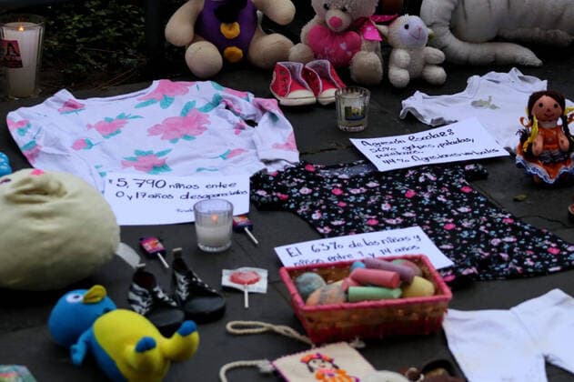 February 19, 2020 EUM20200219NAC13 JPG CIUDAD DE MEXICO FeministsFeministas Protestas On February 19, 2020 the Crianza Feminista collective met at the Antimonumenta, located in front of the Palacio de Bellas Artes, to place a memorial for the recent femicide of the youngest Fatima.  - ZUMAu78_ 20200219_zaf_u78_013 Copyright: xElxUniversalx