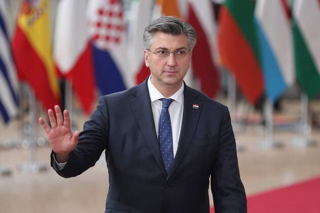 (200220) -- BRUSSELS, Feb. 20, 2020 -- Croatian Prime Minister Andrej Plenkovic arrives for a special meeting of the European Council at the EU headquarters in Brussels, Belgium, Feb. 20, 2020. Leaders will aim to agree on the EU s long-term budget for 2021-2027, the multiannual financial framework (MFF). ) EU-BRUSSELS-SPECIAL MEETING-FINANCE-BUDGET ZhengxHuansong 