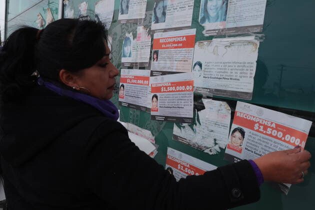 Mexico: Feminist march 10 years after the disappearance of Idaly Juache Laguna, family members and activists carry out march and memorial in the specialized women s prosecutor. Juarez Mexico Copyright: DavidxPeinado