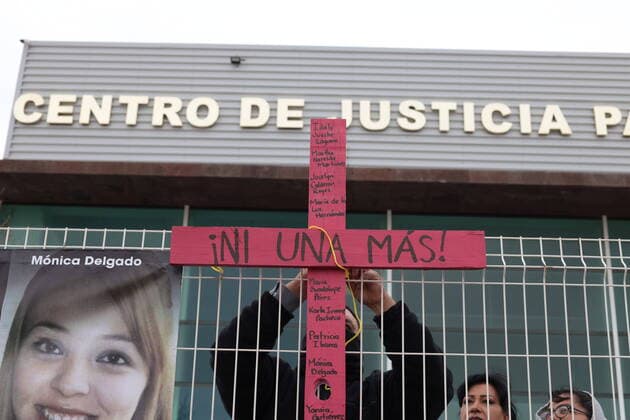 Mexico: Feminist march 10 years after the disappearance of Idaly Juache Laguna, family members and activists carry out march and memorial in the specialized women s prosecutor. Juarez Mexico Copyright: DavidxPeinado