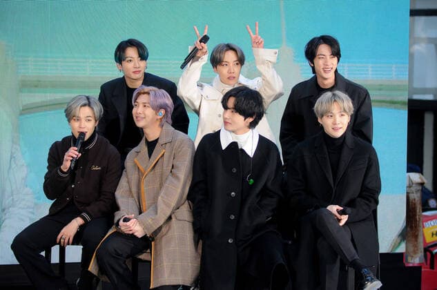 February 21, 2020, New York City, United States: (L-R) Jimin (Park Jimin), Jungkook (Jeon Jeongguk), Rap Monster (Kim Nanjoon), J-Hope (Jung Hoseok), V (Kim Taehyung), Jin (Kim Seokjin) and SUGA (Min Yoongi) of BTS (Bangtan Boys) band visit the Today Show at Rockefeller Plaza in New York City. New York City United States - ZUMAs197 20200221_zaa_s197_106 Copyright: xEfrenxLandaosx