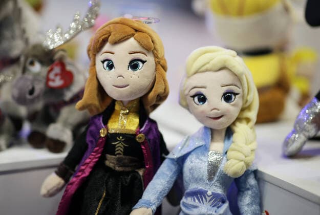 Elsa and Anna dolls from Frozen are on display at 117th American International Toy Fair at the Jacob K. Javits Convention Center in New York City on Saturday, February 22, 2020. This is largest toy and youth product marketplace in the Western Hemisphere, bringing together more than 1,000 exhibiting manufacturers, distributors, importers and sales agents from around the globe to showcase their toy and entertainment products.  NYP20200222137 JOHNxANGELILLO