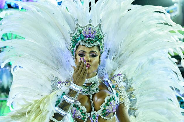 Rio de Janeiro Carnival 2020 Featuring: Atmosphere Where: Rio de Janeiro, Brazil When: 24 Feb 2020 Credit: KIKA Press Cover Images **NOT AVAILABLE FOR PUBLICATION IN ITALY** Copyright: xClaudioxSerpentinix 40324578 EDITORIAL USE ONLY. NOT FOR USE BY NEWSPAPERS BASED IN THE UK.