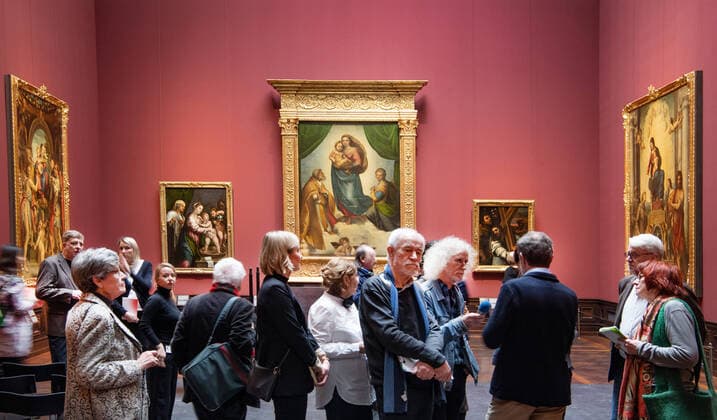 2020 Bilder des Jahres, News 02 Februar News Themen der Woche KW09 News Bilder des Tages GER Sachsen Dresden Wiedereroeffnung des Semperbaues am Zwinger mit der Gemaeldegalerie Alte Meister und der Skulpturensammlung - besonders im Blickpunkt die Sixtinische Madonna von Raffael ddbd *** GER Sachsen Dresden Reopening of the Semper Building at the Zwinger with the Old Masters Painting Gallery and the Sculpture Collection with a special focus on the Sistine Madonna by Raphael ddbd