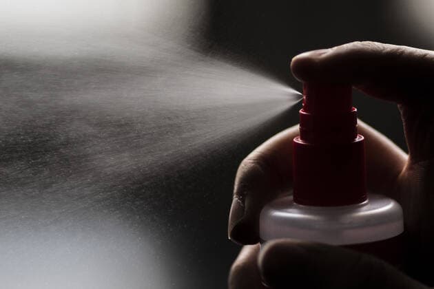 Disinfectant is sprayed, recorded in Berlin, 26 02 2020 Disinfectant is considered an effective preventive measure against the spread of viruses and bacteria, such as the novel Corona Virus SARS CoV 2, which is increasingly appearing in Asia and Europe Berlin Germany Copyright: xFlorianxGaertner photothek.netx