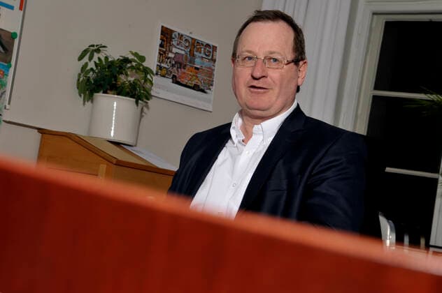 Jens-Holger Kirchner Verkehrsstaatssekretär Jens-Holger Kirchner in seinem Büro Am Köllnischen Park 3 in Berlin Mitte Fürs Radmagazin Fahrrad Januar 2017 Berlin Deutschland *** Jens Holger Kirchner Secretary of State for Transport Jens Holger Kirchner in his office Am Köllnischen Park 3 in Berlin Mitte For the bicycle magazine Fahrrad January 2017 Berlin Germany Copyright: xDorisxSpiekermann-KlaasxTSPx