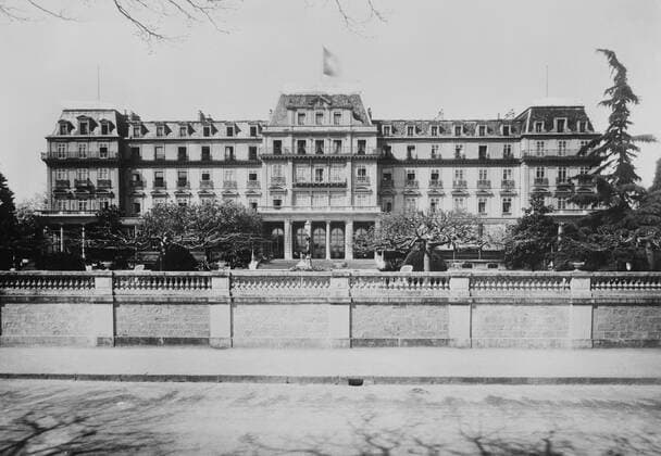 League of Nations Headquarters in Geneva, Switzerland, 1920s (BSLOC_2017_1_30) Courtesy Everett Collection PUBLICATIONXNOTxINxCANxCHNxFRAxITAxJPNxNORxPOLxRUSxESPxUKxUSA Copyright: xCourtesyxEverettxCollectionx HISL044 EC243