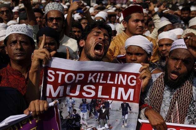 2020 Bilder des Jahres, News 02 Februar News Themen der Woche KW09 News Bilder des Tages February 28, 2020, Dhaka, Bangladesh: Islamic party alliance protesters shout slogans as they participate in a protest rally against the recent violence of India, in front of the Baitul Mukarram National Mosque. Dhaka Bangladesh - ZUMAh143 20200228_zap_h143_004 Copyright: xMDxMehedixHasanx