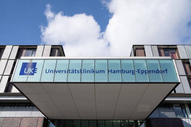 University Medical Center Hamburg Eppendorf Hamburg Hospital UKE University Medical Center Symbol Photo Symbol Picture Building Main Building Entrance Logo University Medical Center Hamburg Eppendorf Hamburg Hospital UKE University Medical Center Symbol Photo Symbol Picture, Hamburg Hamburg Germany UKE