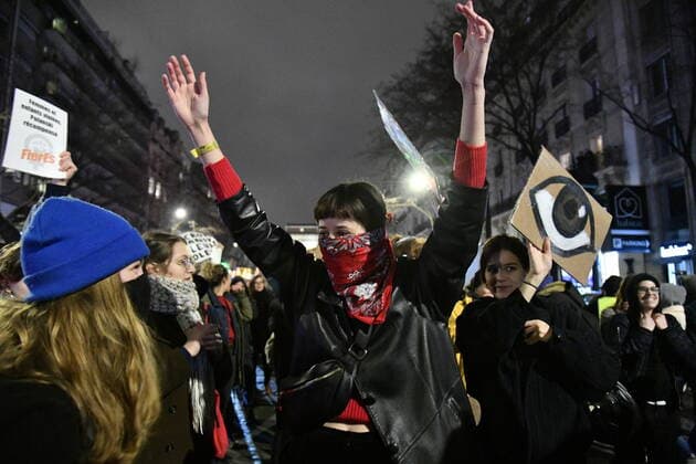 Tear gas is fired at the Demonstration of Women during the Cesar Awards ceremony to protest against the appointments of Roman Polanski.  JulienxMattiax xLexPictorium LePictorium_0225165