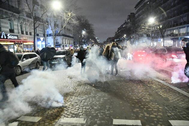 Tear gas is fired at the Demonstration of Women during the Cesar Awards ceremony to protest against the appointments of Roman Polanski.  JulienxMattiax xLexPictorium LePictorium_0225173
