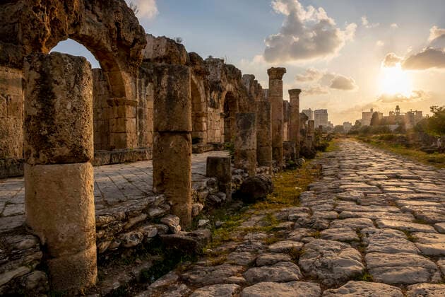 Roman road, in Al-Bass archaeological site, Tyre (Sour), Lebanon. Tyre Lebanon Copyright: xLucasxVallecillosx xVWPicsx LVM-Li.Ti-2870