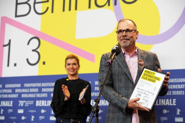 29 02 2020,Berlin,Germany,GER, Berlin International Film Festival 70 Berlinale, Prizes from independent juries, Amnesty International Film Award goes to director David France for his film Welcome to Chechnya Anke Engelke is shown on the left