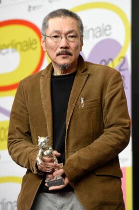 Hong Sang soo Silver Bear Best Director Domangchin yeoja The Woman Who Ran The woman who ran at the press conference of the winners at the Berlinale 2020 70 Berlin International Film Festival at the Hotel Grand Hyatt Berlin, 29 02 2020 Foto:xN.xKubelkax xFuturexImage