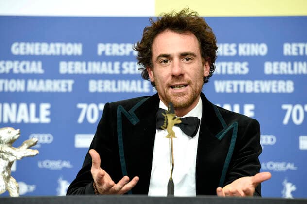 Elio Germano Silver Bear Best Actor Volevo nascondermi Hidden Away at the press conference of the prize winners at the Berlinale 2020 70 Berlin International Film Festival at the Hotel Grand Hyatt Berlin, 29 02 2020 Foto:xN.xKubelkax xFuturexImage