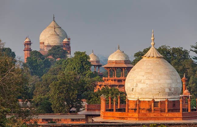 Domes of Taj Mahal, UNESCO World Heritage Site, Agra, Uttar Pradesh, India Agra India Copyright: xLucasxVallecillosx xVWPicsx LVM-In.Ar.Tj.9998