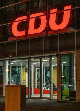 Konrad Adenauer Haus, CDU logo, party headquarters of the CDU in Berlin, federal office of the CDU