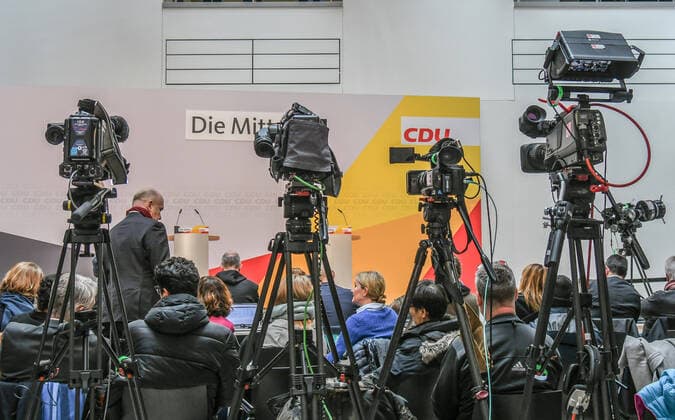 Press conference in the Konrad Adenauer Haus, CDU logo, CDU party headquarters in Berlin, CDU federal office,