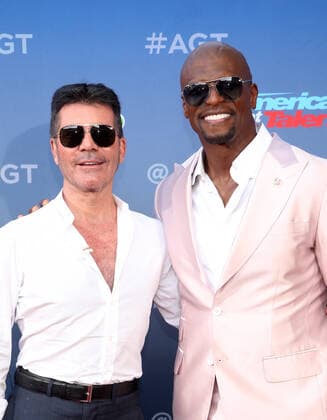 4 March 2020 - Pasadena, California - Simon Cowell, Terry Crews. America s Got Talent Season 15 Red Carpet Kickoff held at The Pasadena Civic Auditorium. Pasadena USA - ZUMAa123 20200304_zaa_a123_024 Copyright: xFsx
