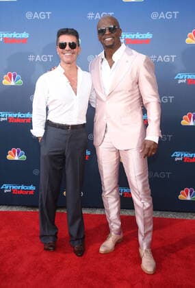 4 March 2020 - Pasadena, California - Simon Cowell, Terry Crews. America s Got Talent Season 15 Red Carpet Kickoff held at The Pasadena Civic Auditorium. Pasadena USA - ZUMAa123 20200304_zaa_a123_025 Copyright: xFsx