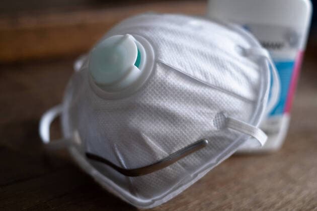 Respiratory mask Mouth protection with disinfectant Protective mask